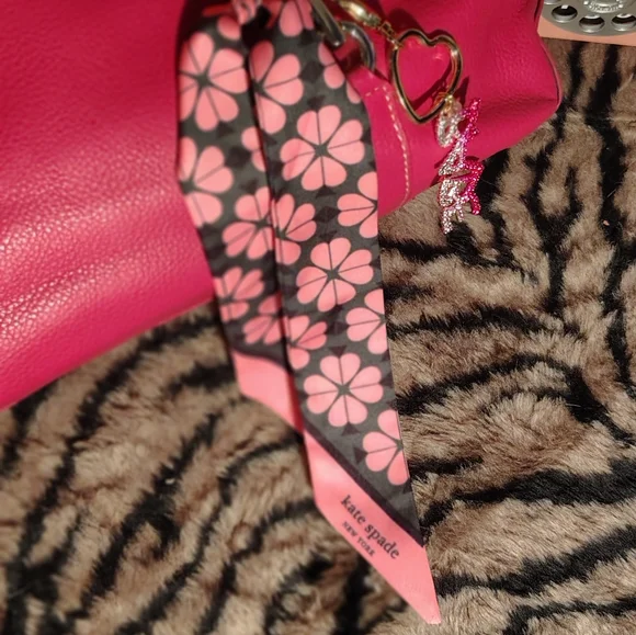 Pink Craft And Borrow Purse With A Katespade Scarf And Betsy Johnson Keychain - Picture 3 of 7